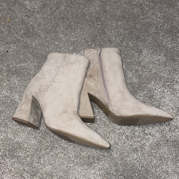 A new day 3 inch block heeled boots tan faux suede size 10 cullen ankle - Picture 4 of 11